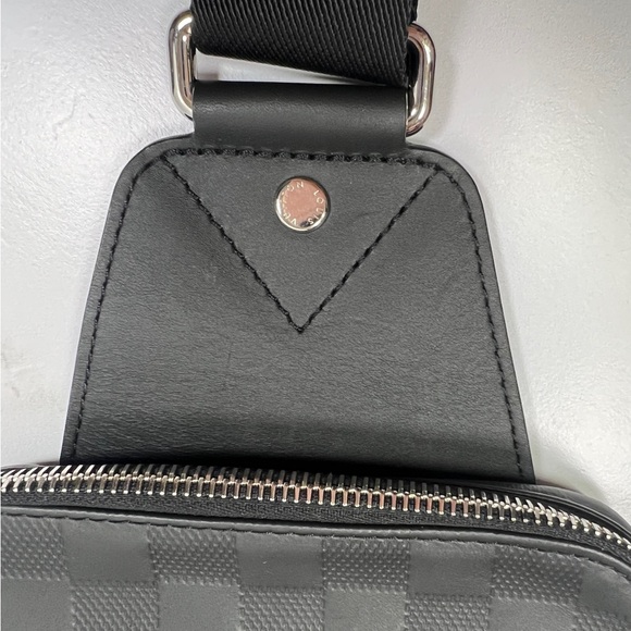 LV Louis Vuitton Embossed Damier Infini Avenue Slingbag Sling Bag Crossbody - Picture 7 of 11